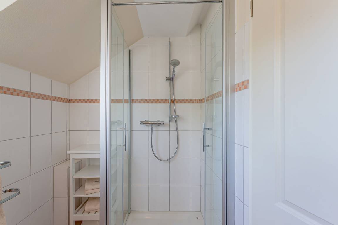 70 m² Ferienwohnung ∙ 1 Schlafzimmer ∙ 2 Gäste – Bild 19