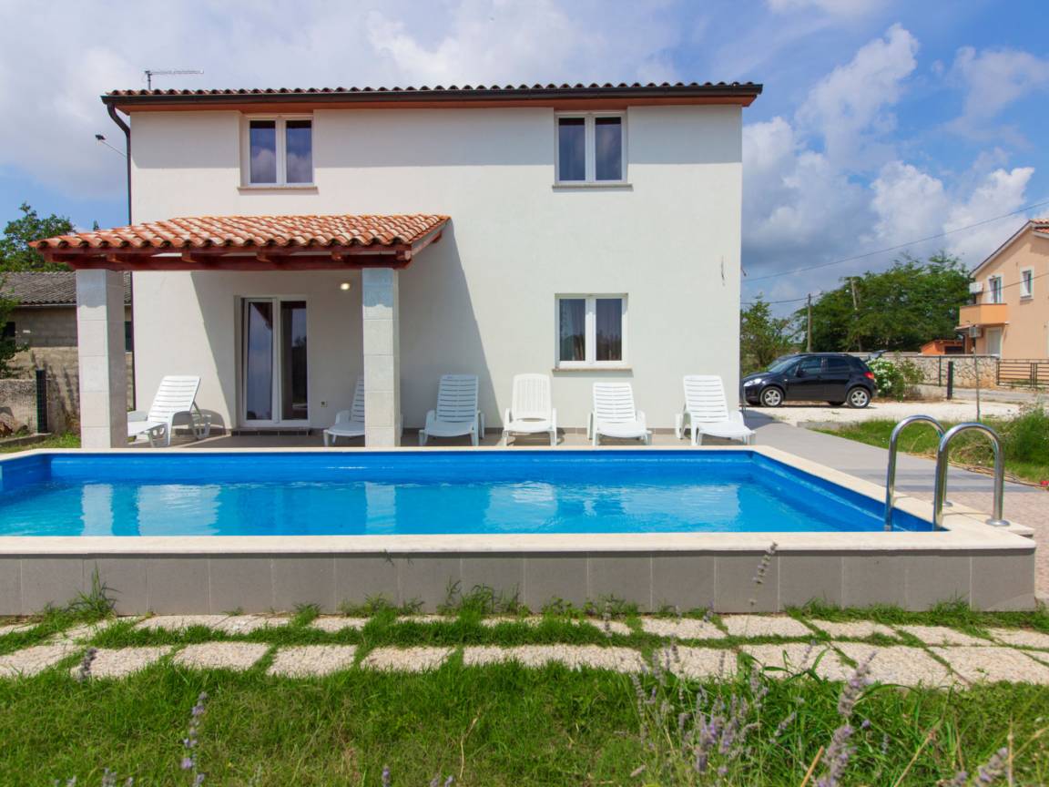 150 M² House ∙ 1 Bedroom ∙ 10 Guests - Pula