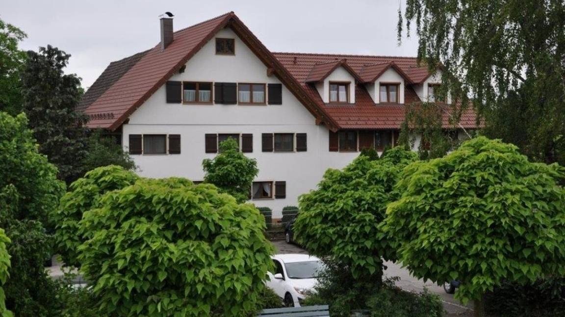 18 M² Hotel ∙ 1 Schlafzimmer ∙ 2 Gäste - Friedrichshafen