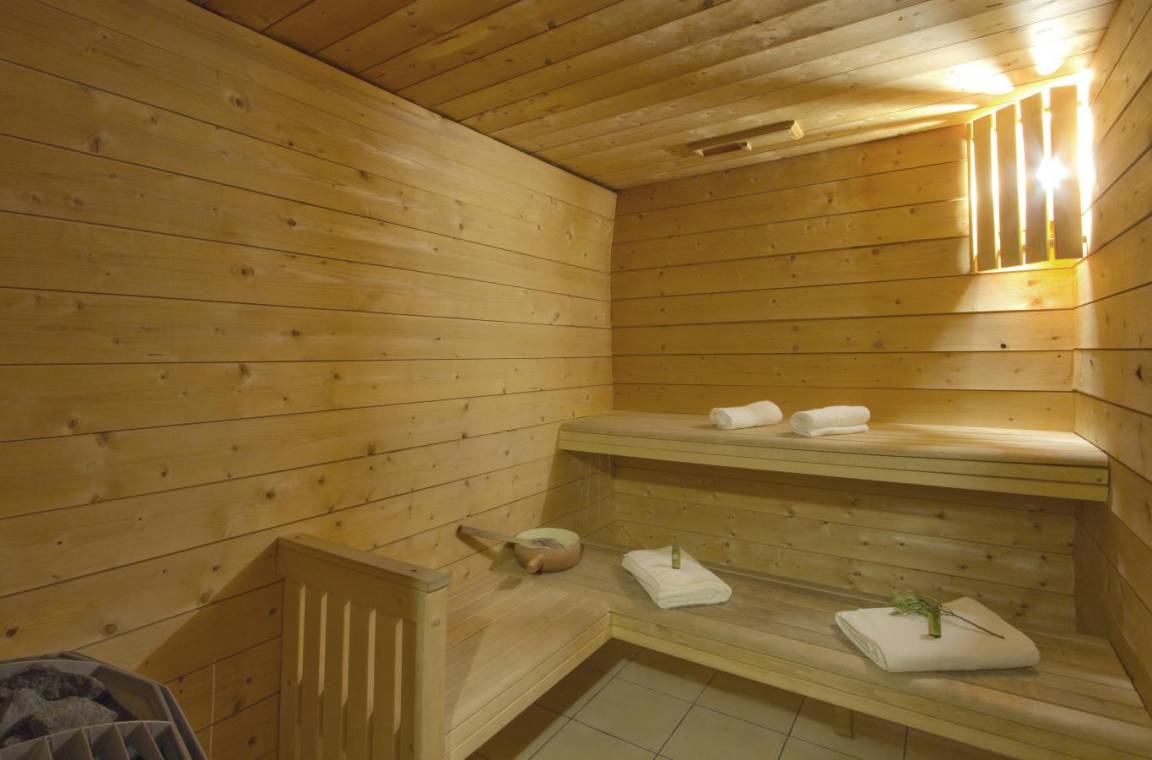 300 m² Chalet ∙ 8 Schlafzimmer ∙ 15 Gäste – Bild 14