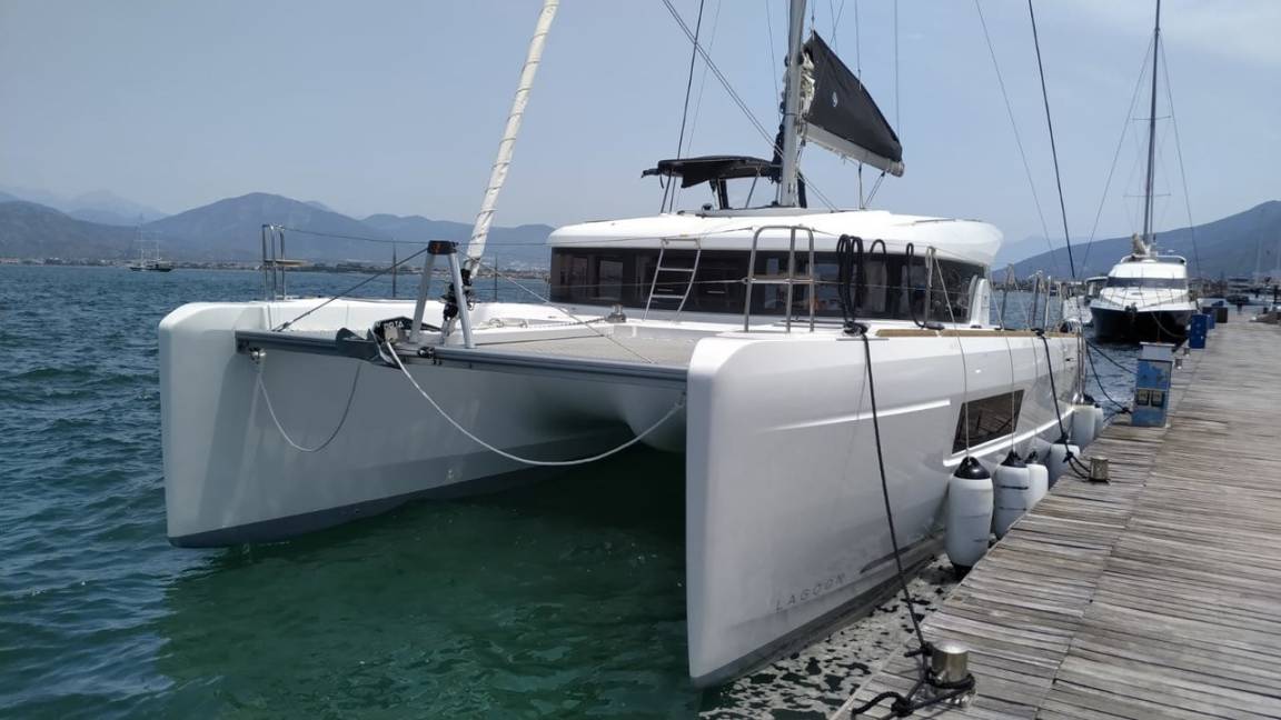 12 M² Casa Flotante ∙ 3 Habitaciones ∙ 6 Huéspedes - Fethiye