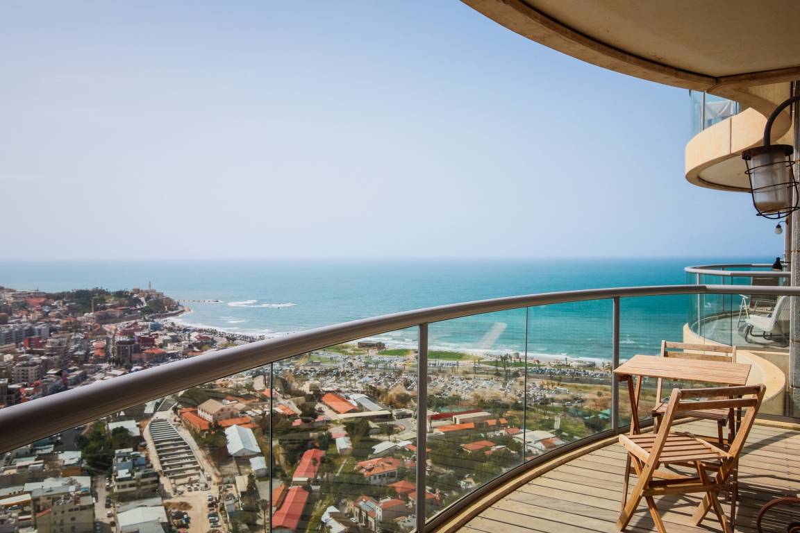 105 M² Appartement ∙ 2 Slaapkamers ∙ 4 Gasten - Tel Aviv