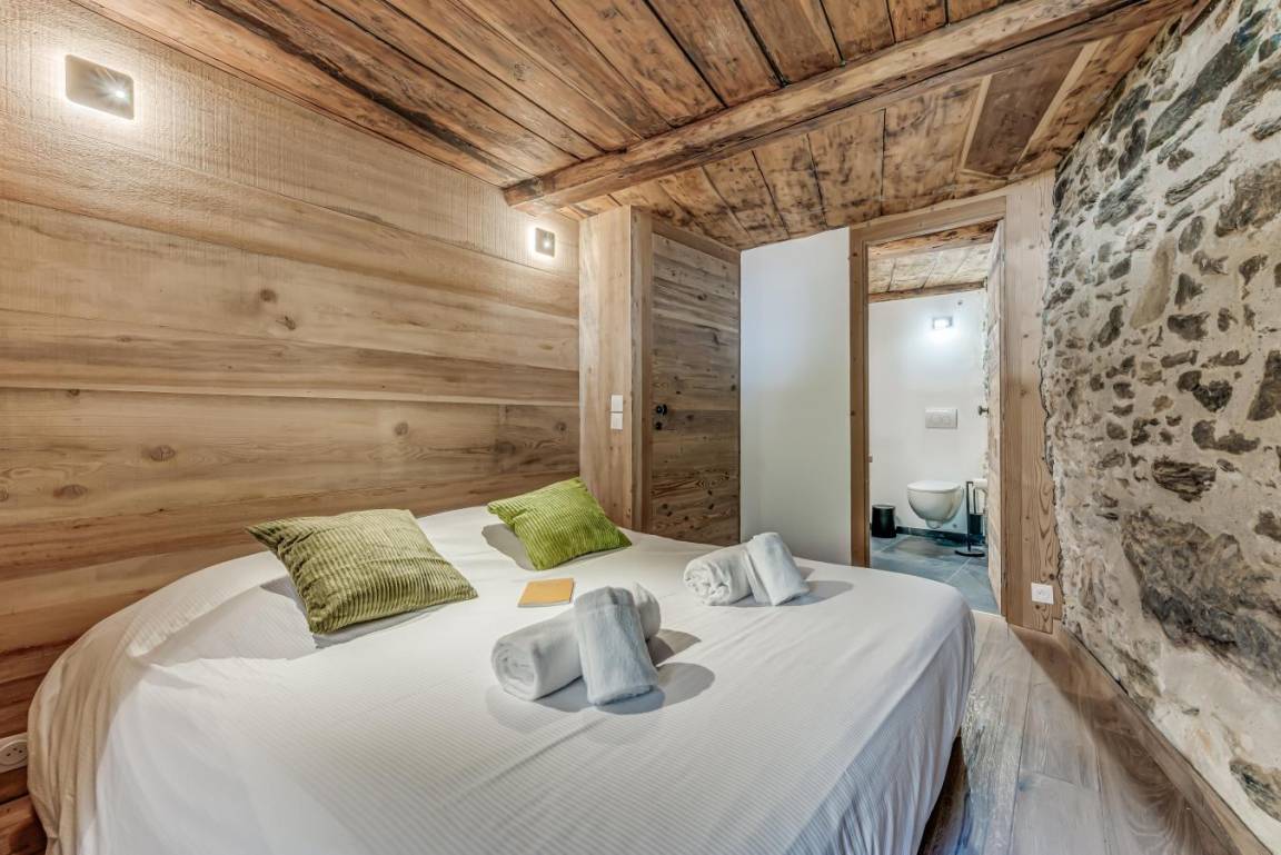 130 m² Chalet ∙ 5 Schlafzimmer ∙ 12 Gäste – Bild 41