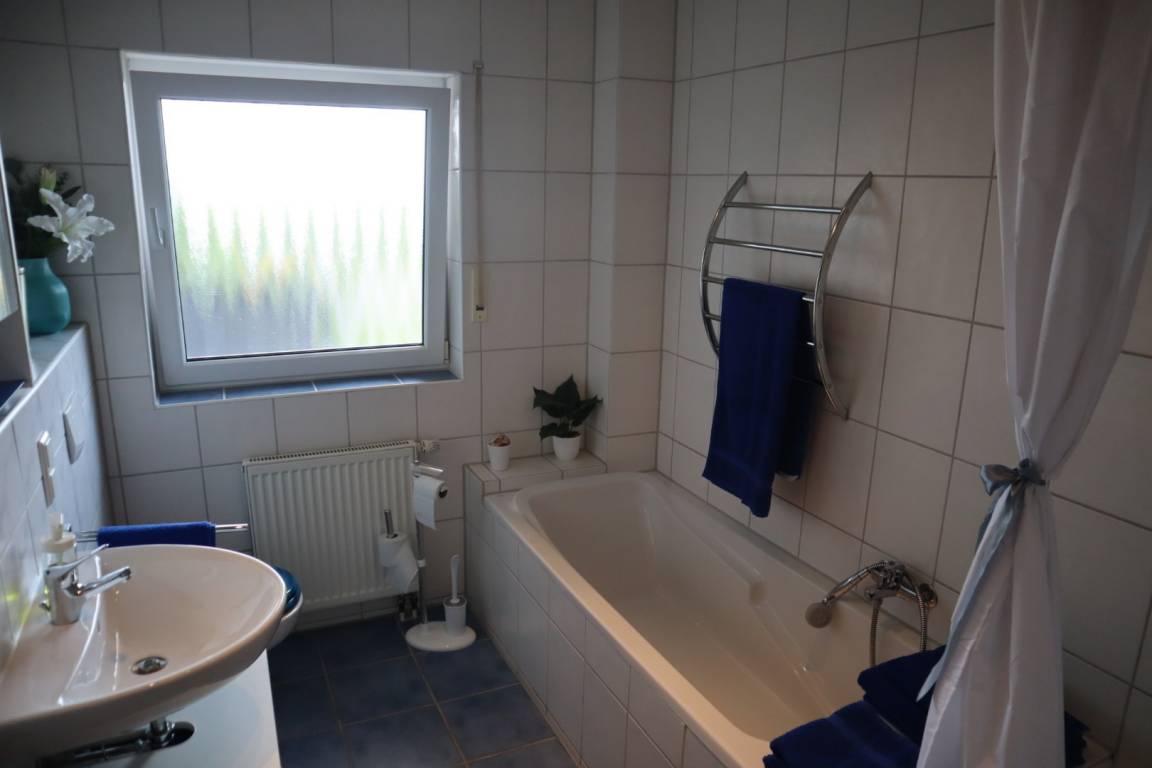 70 m² Ferienwohnung ∙ 1 Schlafzimmer ∙ 4 Gäste – Bild 12