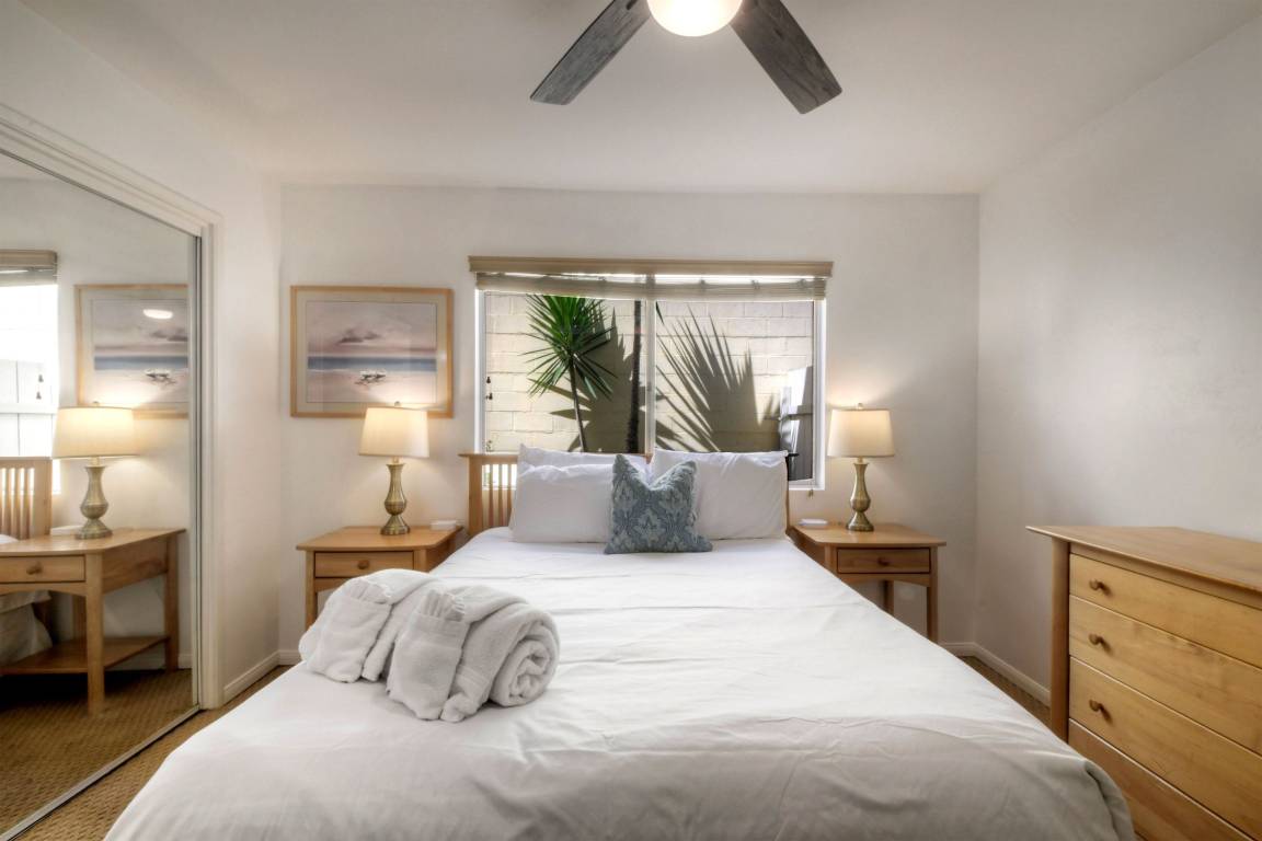 Apartment ∙ 1 Bedroom ∙ 3 Guests - Carlsbad, CA