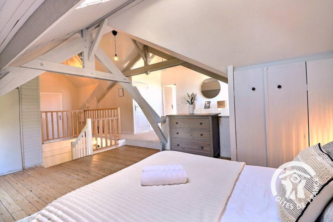 208 m² Gîte ∙ 3 Schlafzimmer ∙ 8 Gäste – Bild 14