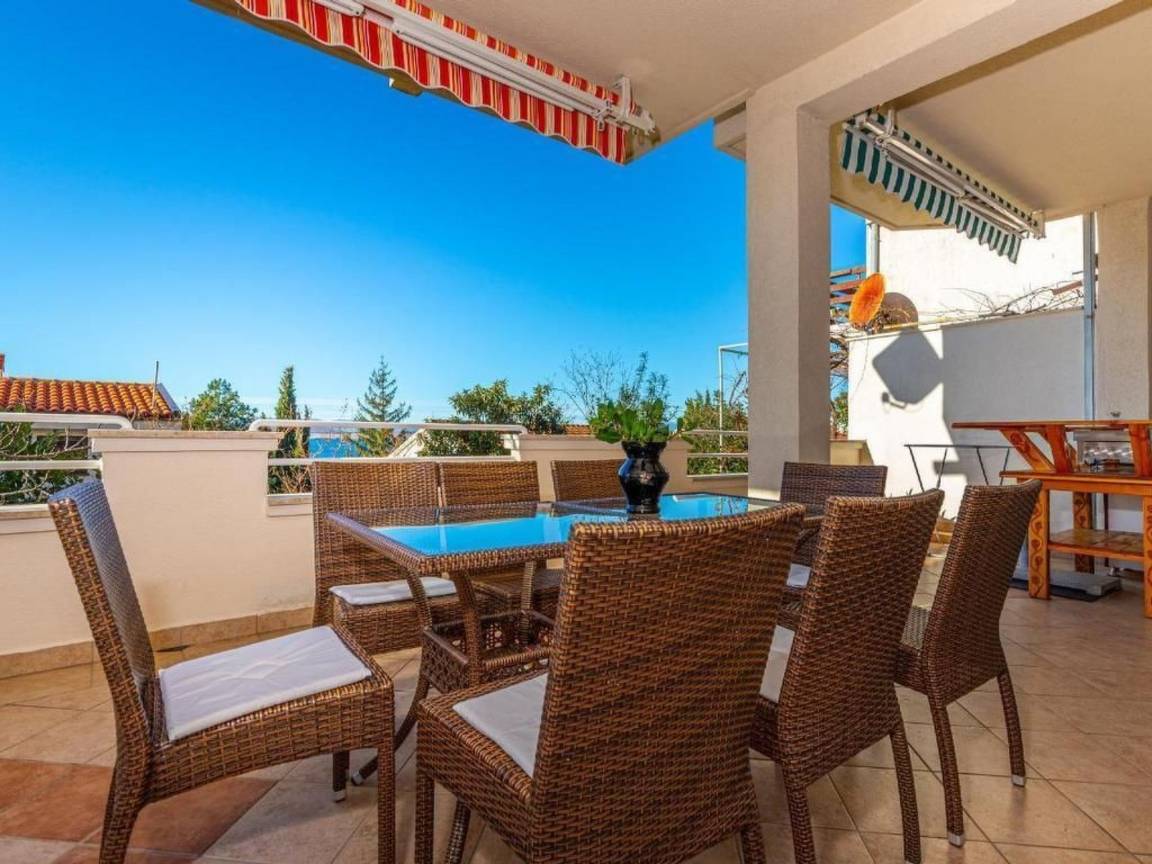 84 M² Apartamento ∙ 2 Habitaciones ∙ 6 Huéspedes - Crikvenica