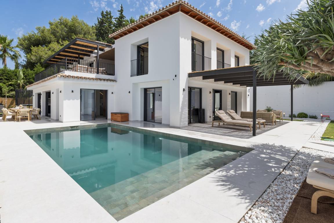 400 M² Villa ∙ 6 Schlafzimmer ∙ 12 Gäste - Marbella
