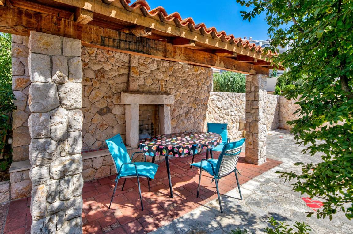 90 M² Huis ∙ 2 Slaapkamers ∙ 6 Gasten - Crikvenica