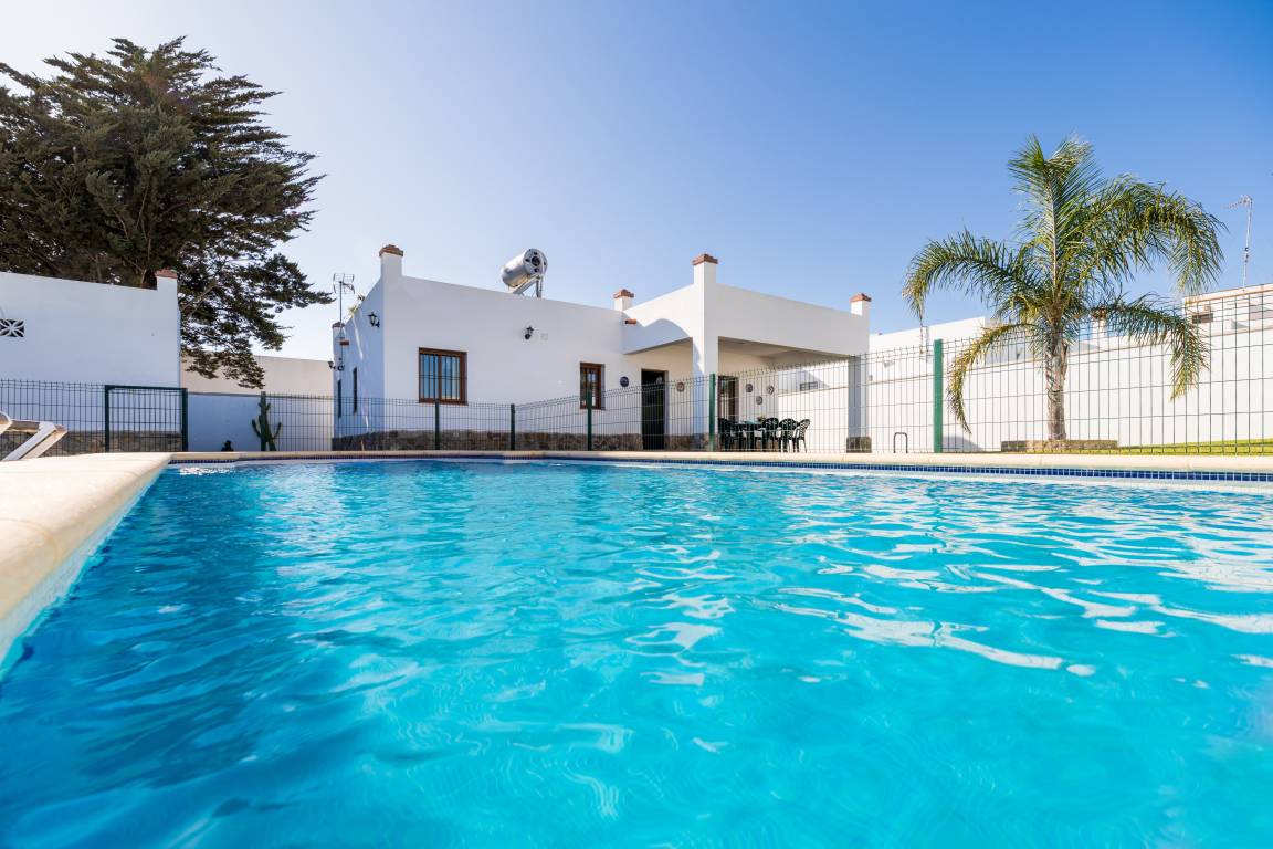 120 M² Ferienhaus ∙ 4 Schlafzimmer ∙ 8 Gäste - Conil de la Frontera
