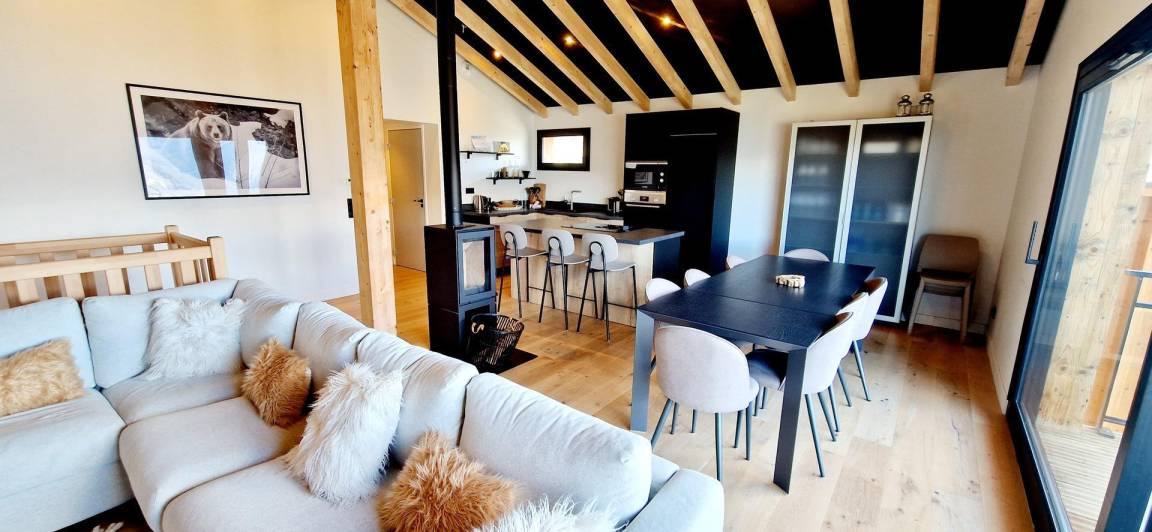 151 m&sup2; Chalet 6 Schlafzimmer 12 G&auml;ste
