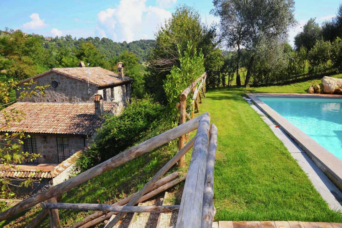 Casa a Castiglione In Teverina con piscina privata