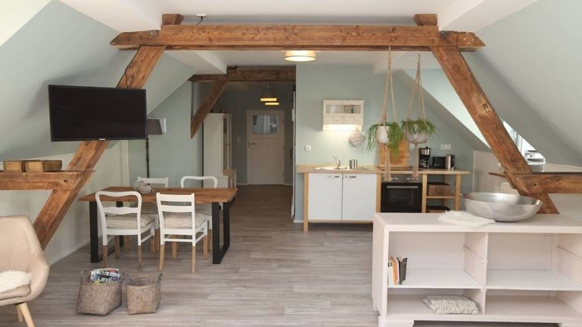 60 M² Ferienwohnung ∙ 2 Gäste - Bad Salzungen