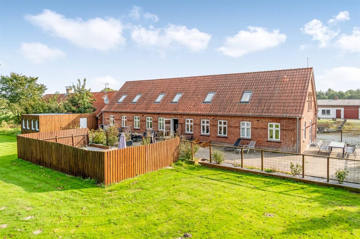 364 m&sup2; Ferienhaus 11 Schlafzimmer 20 G&auml;ste