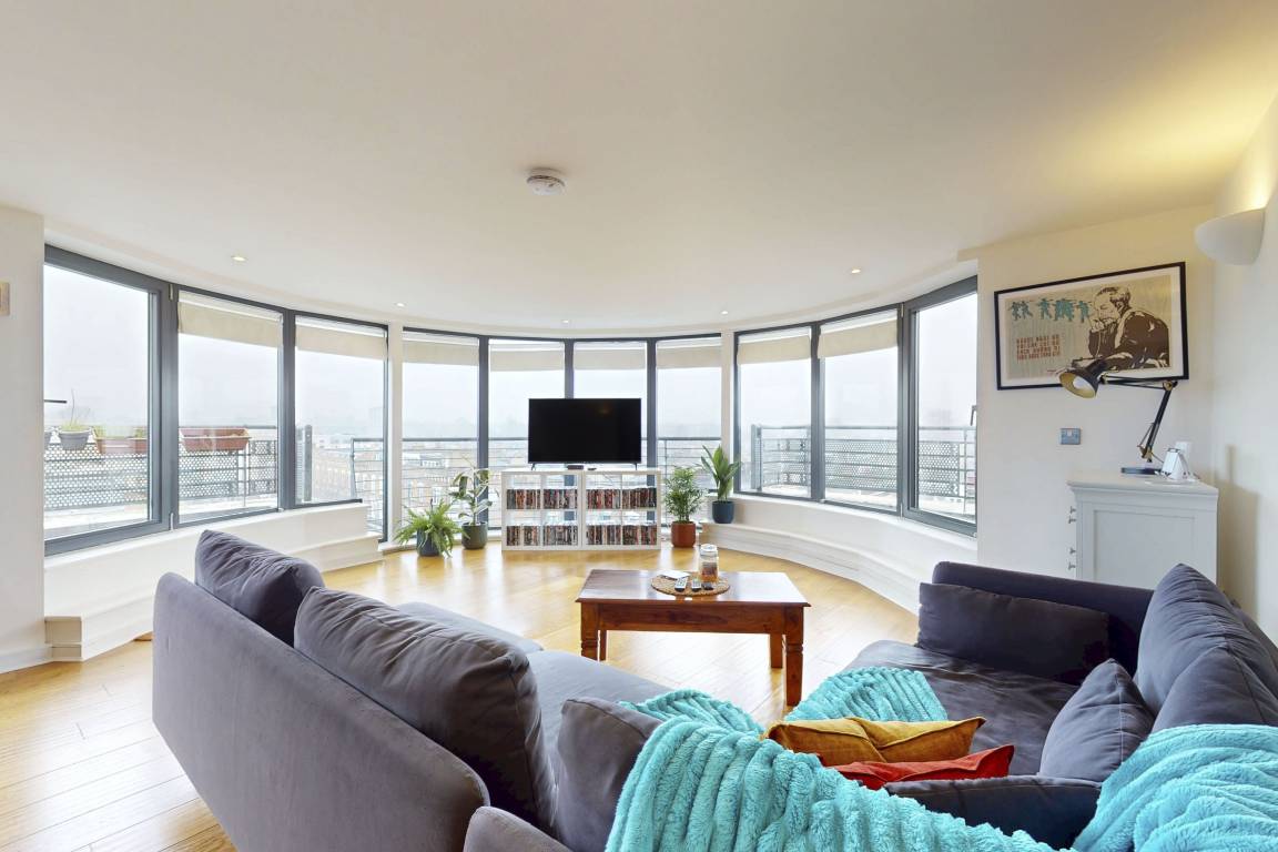 93 M² Ferienwohnung ∙ 2 Schlafzimmer ∙ 4 Gäste - London