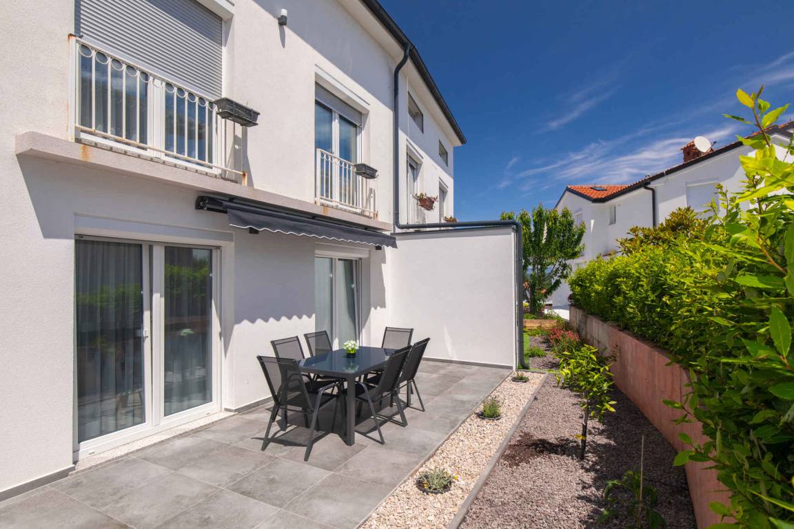 60 M² Apartment ∙ 2 Bedrooms ∙ 4 Guests - Cres