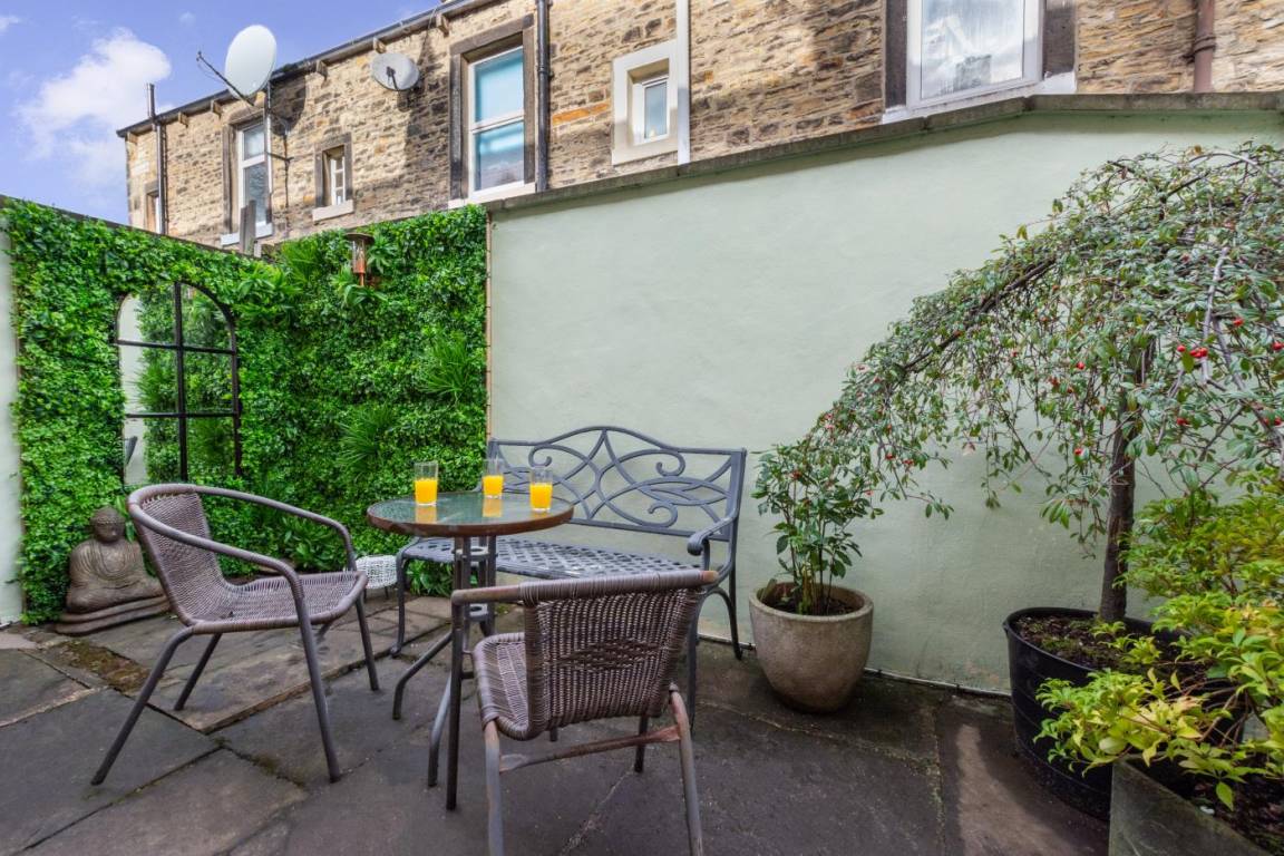 Cottage ∙ 2 Bedrooms ∙ 4 Guests - Skipton