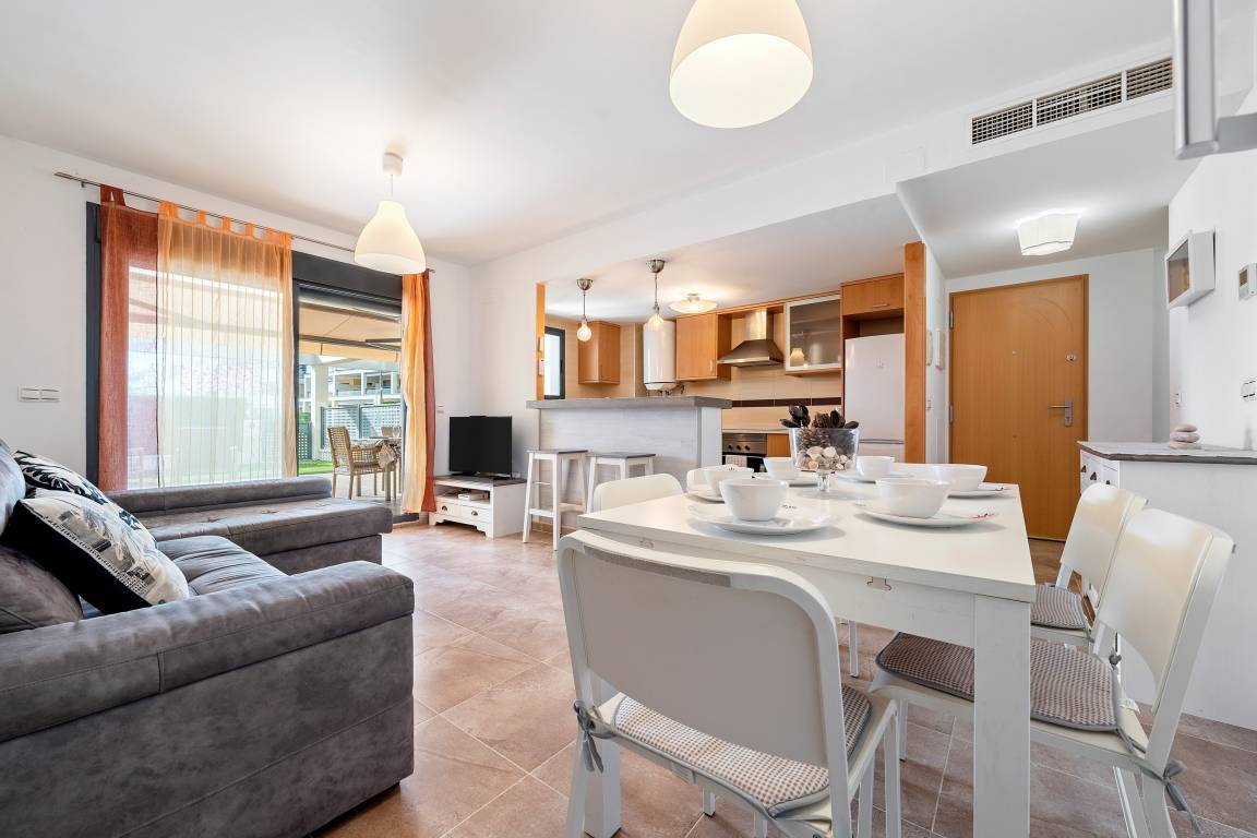 70 M² Apartamento ∙ 3 Habitaciones ∙ 6 Huéspedes - Ulldecona
