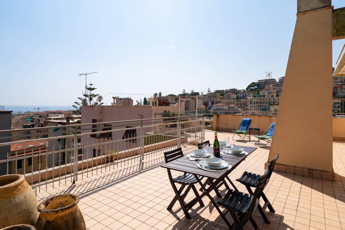 65 M² Appartement ∙ 1 Chambre ∙ 4 Personnes - Sanremo