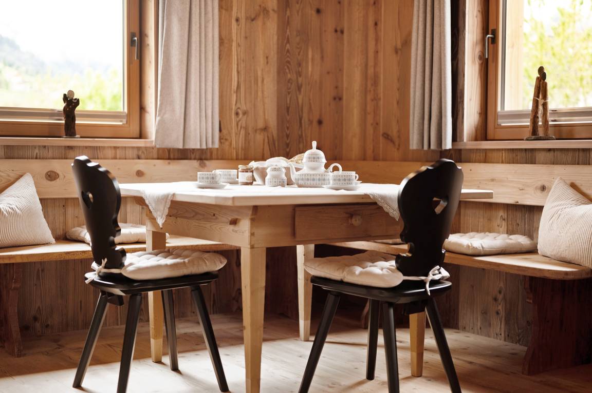 140 M² Chalet ∙ 2 Bedrooms ∙ 6 Guests - Alpe di Siusi