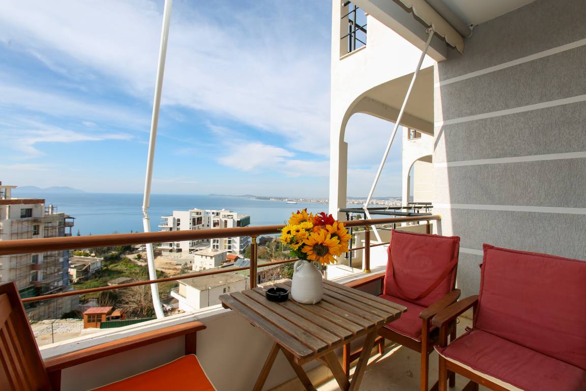 95 M² Apartment ∙ 2 Bedrooms ∙ 5 Guests - Vlorë