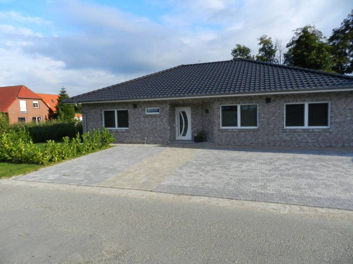 100 M² Ferienwohnung ∙ 2 Schlafzimmer ∙ 4 Gäste - Nordenham