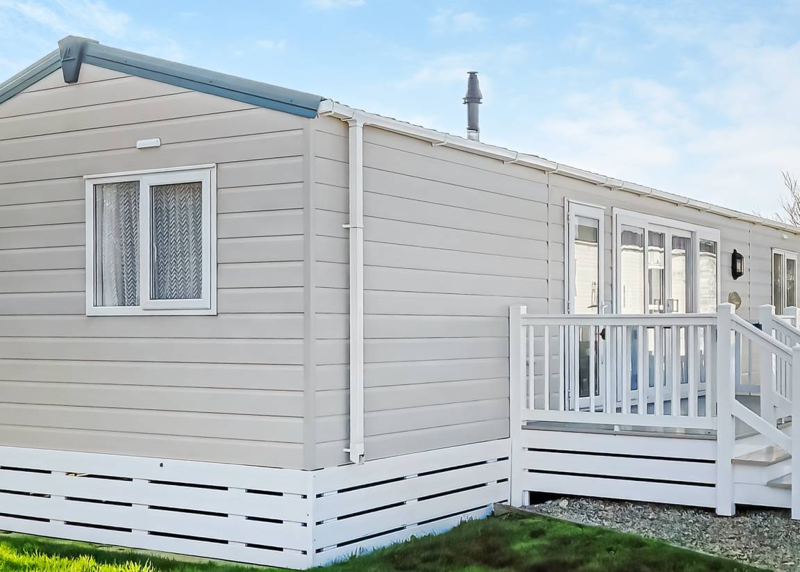 Ferienhaus ∙ 2 Schlafzimmer ∙ 4 Gäste - Looe