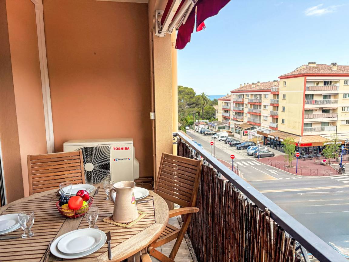 65 M² Apartment ∙ 1 Bedroom ∙ 4 Guests - Fréjus