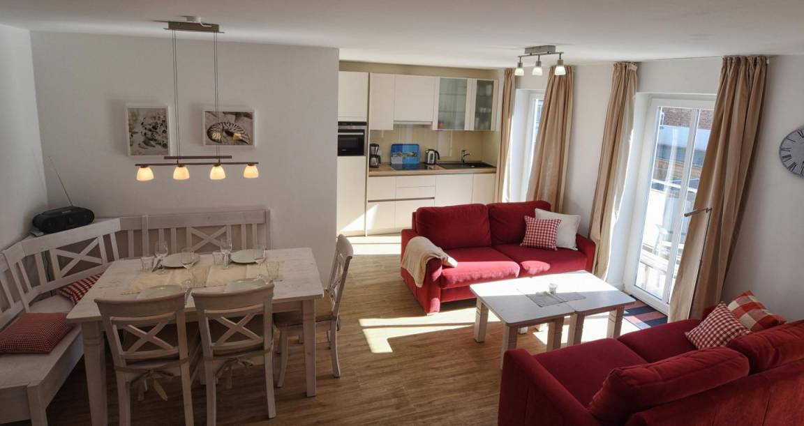 90 M² Ferienwohnung ∙ 3 Schlafzimmer ∙ 6 Gäste - Langeneß