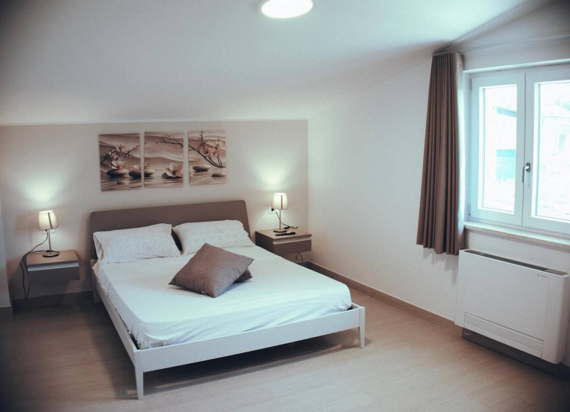 33 M² Huoneisto ∙ 1 Makuuhuone ∙ 3 Vierasta - Scauri
