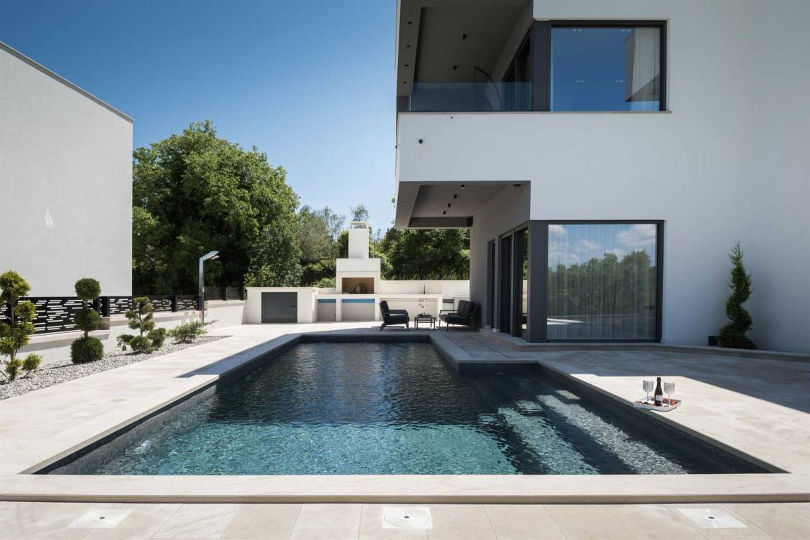 220 M² Villa ∙ 3 Schlafzimmer ∙ 6 Gäste - Rakalj