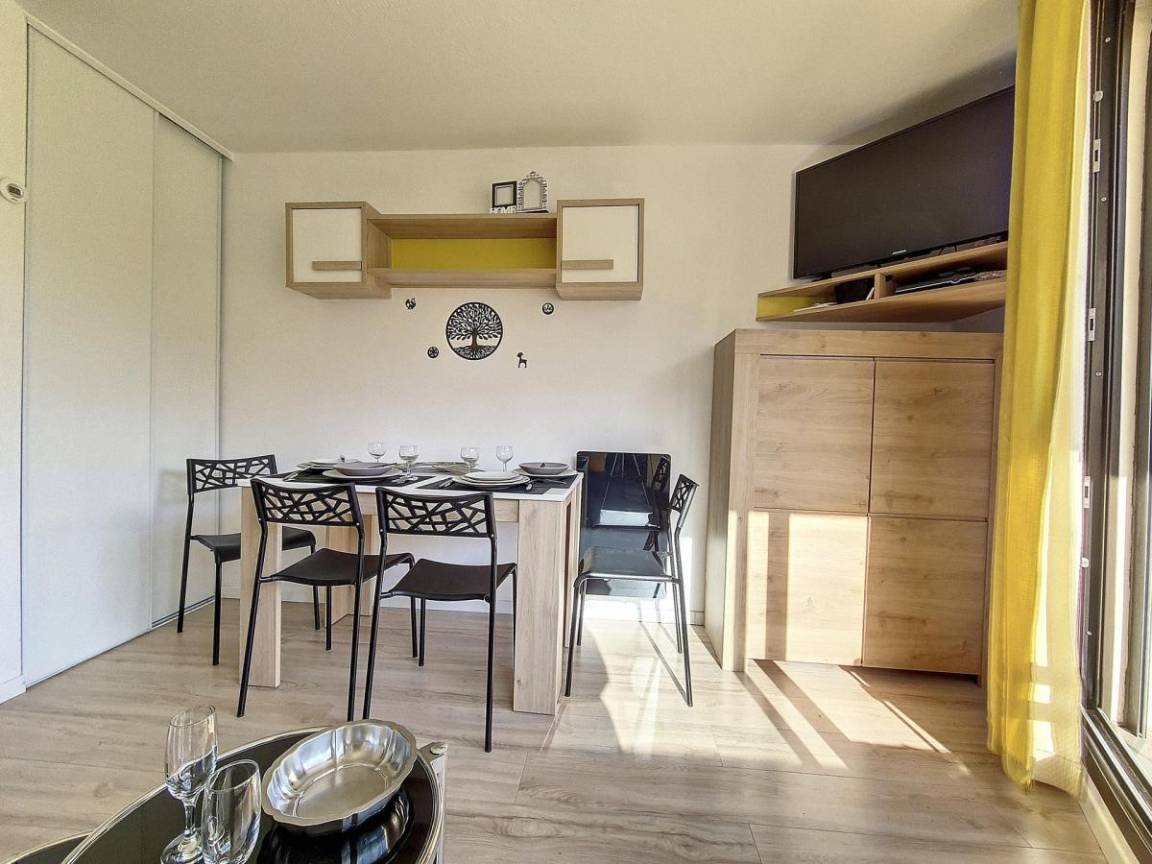 20 m² Studio ∙ 1 Schlafzimmer ∙ 3 Gäste – Bild 11