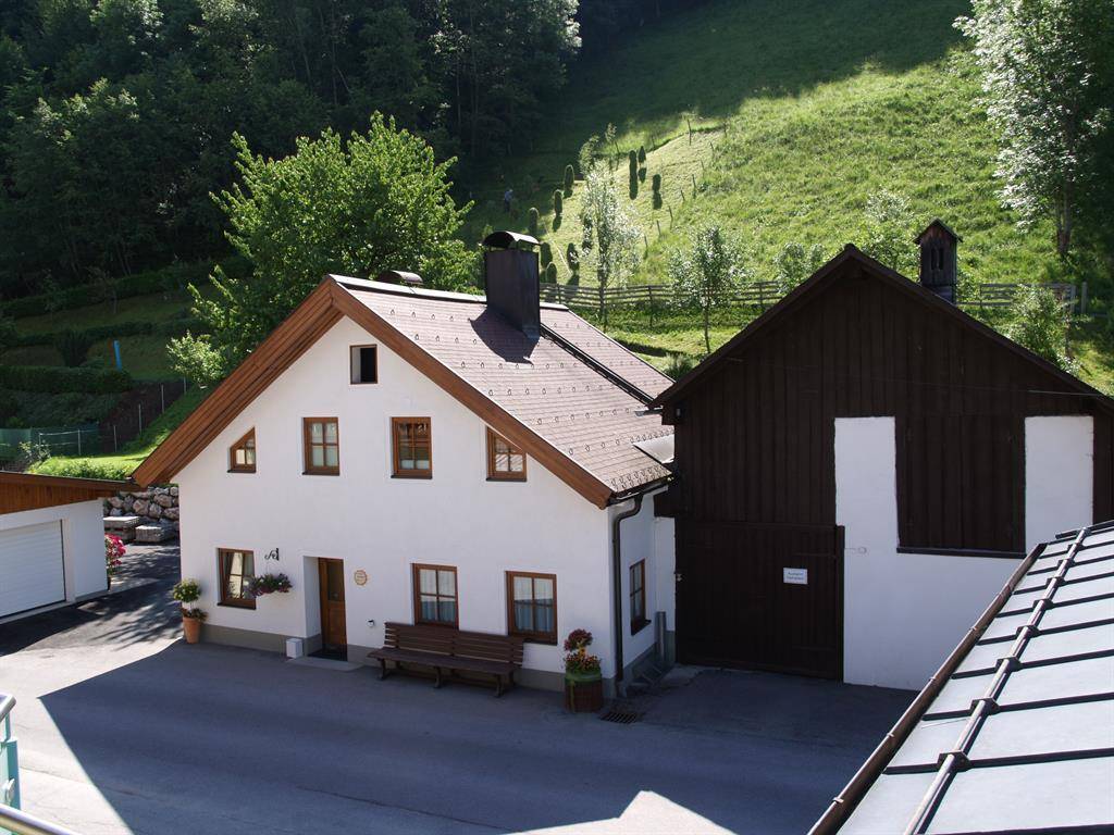 100 M² Ferienhaus ∙ 4 Schlafzimmer ∙ 8 Gäste - Gemeinde Ramsau am Dachstein