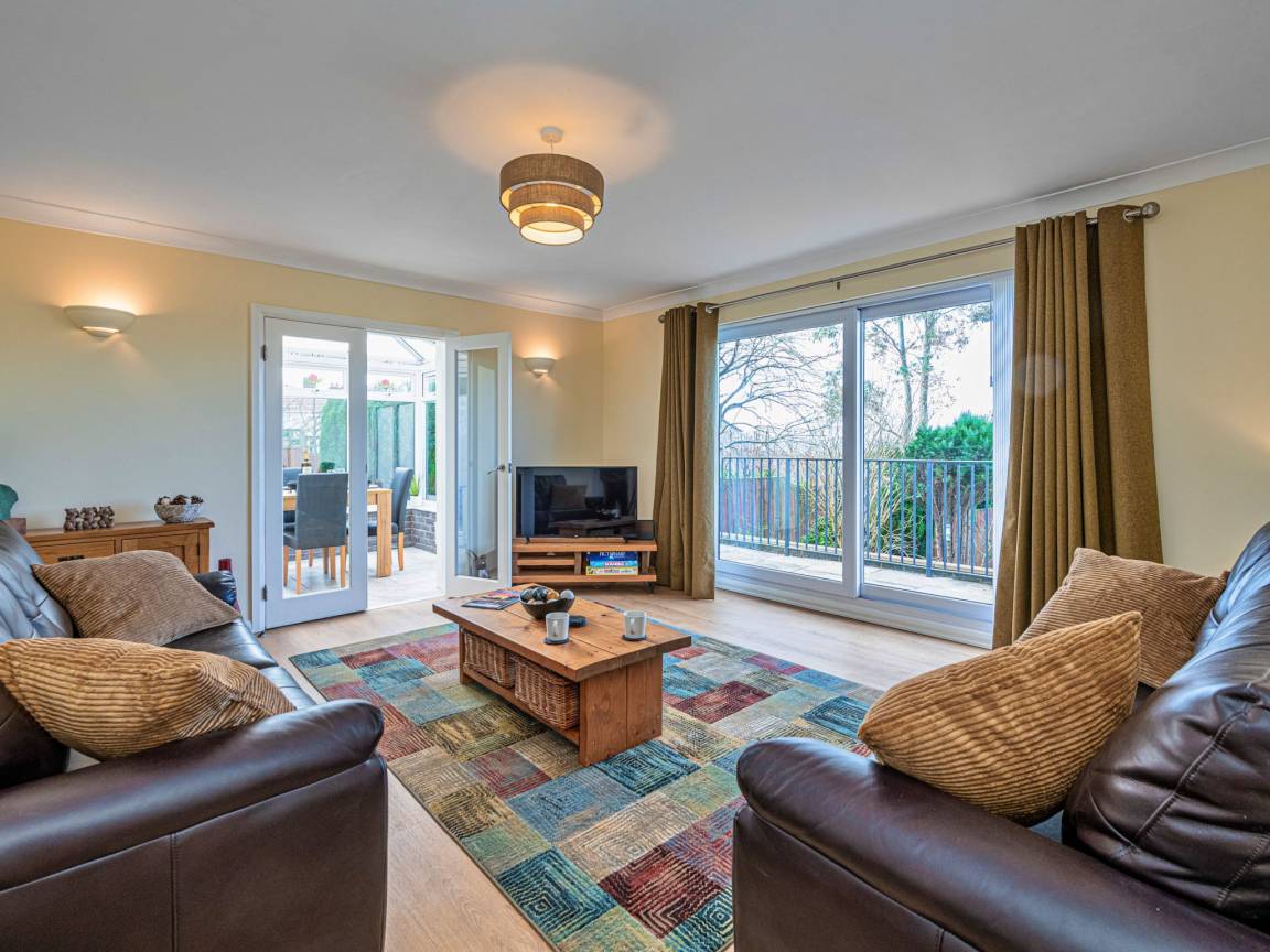 125 M² House ∙ 2 Bedrooms ∙ 4 Guests - Prestatyn
