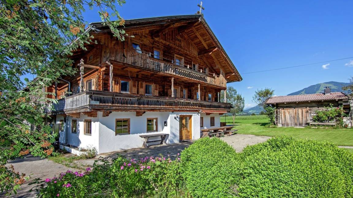 200 M² Maison De Vacances ∙ 5 Chambres ∙ 12 Personnes - Söll