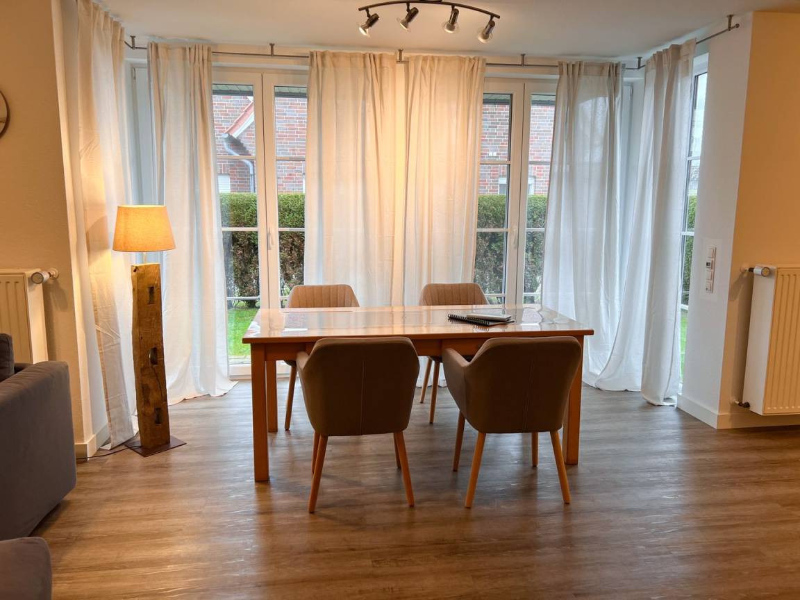 76 M² Ferienwohnung ∙ 2 Schlafzimmer ∙ 4 Gäste - Greetsiel