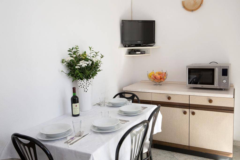 55 M² Ferienwohnung ∙ 2 Schlafzimmer ∙ 4 Gäste - Omiš
