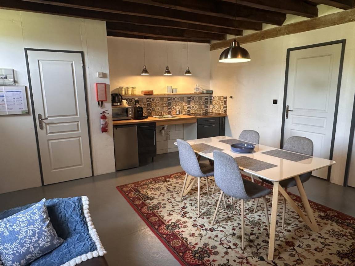 40 M² Cottage ∙ 2 Bedrooms ∙ 4 Guests - Auvergne