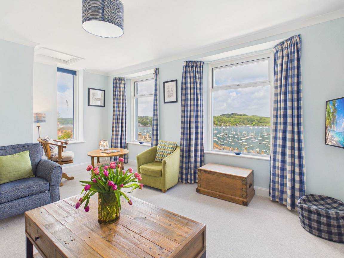 Apartment ∙ 2 Bedrooms ∙ 4 Guests - Falmouth