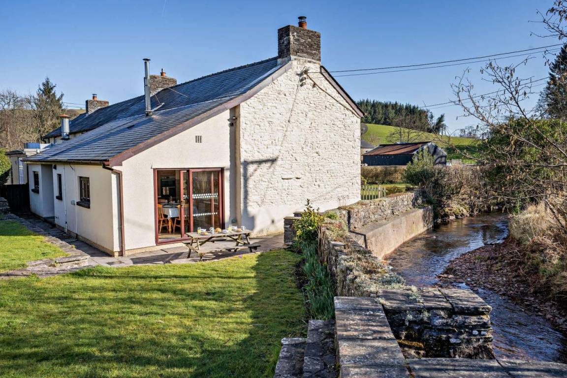 Cottage ∙ 3 Bedrooms ∙ 6 Guests - Ceredigion