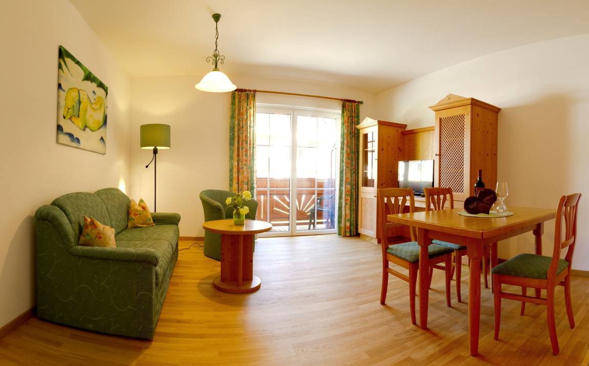 75 m² Ferienwohnung ∙ 2 Schlafzimmer ∙ 6 Gäste – Bild 8