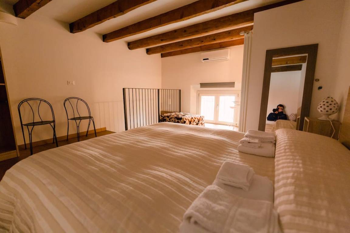 40 M² Apartamento ∙ 1 Habitación ∙ 2 Huéspedes - Bolonia