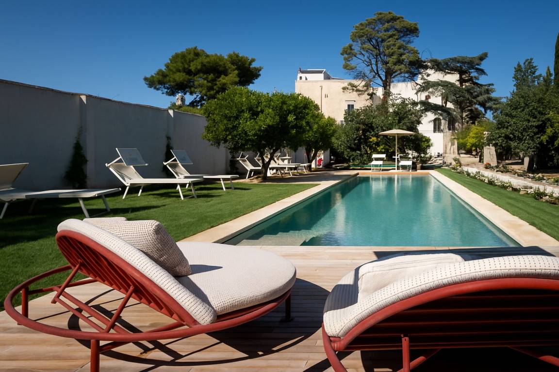 570 m&sup2; Villa 8 Schlafzimmer 18 G&auml;ste