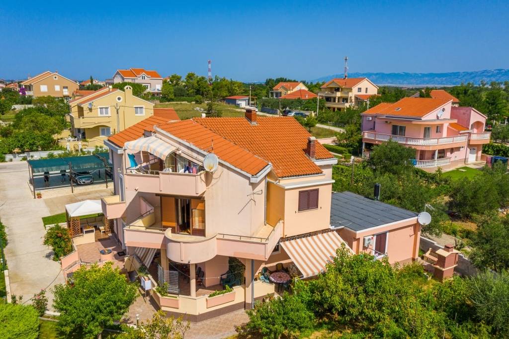 75 M² Apartment ∙ 2 Bedrooms ∙ 6 Guests - Privlaka