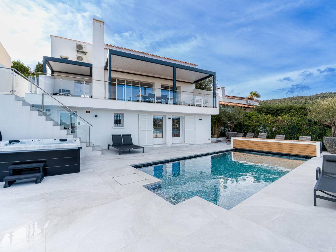 150 m&sup2; Villa 4 Schlafzimmer 8 G&auml;ste