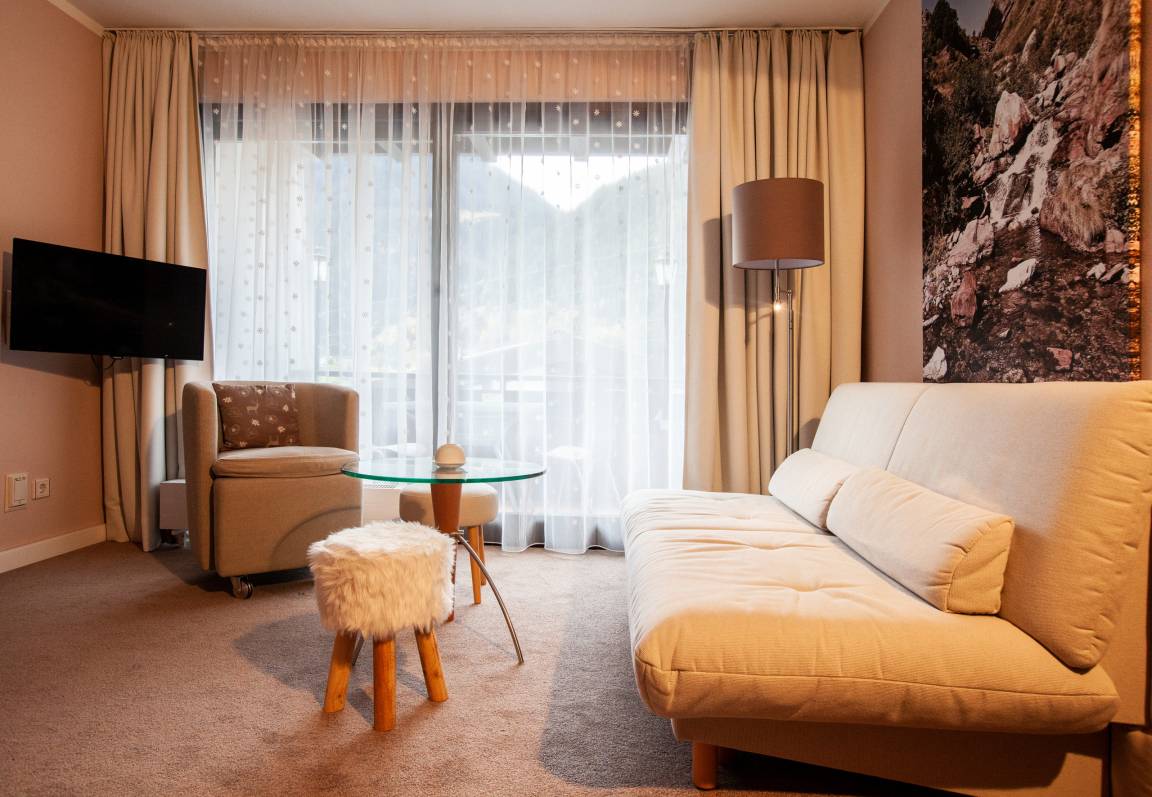 45 M² Ferienwohnung ∙ 1 Schlafzimmer ∙ 4 Gäste - Gaschurn