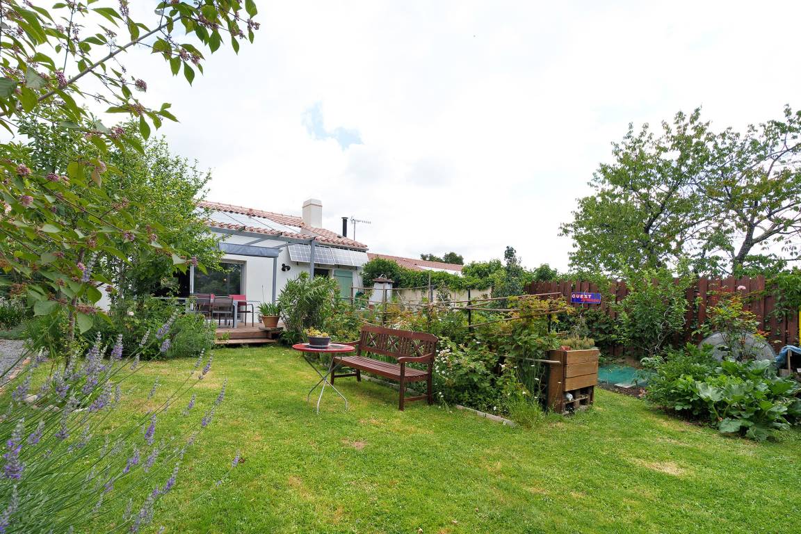 100 M² Maison De Vacances ∙ 3 Chambres ∙ 6 Personnes - Bouguenais