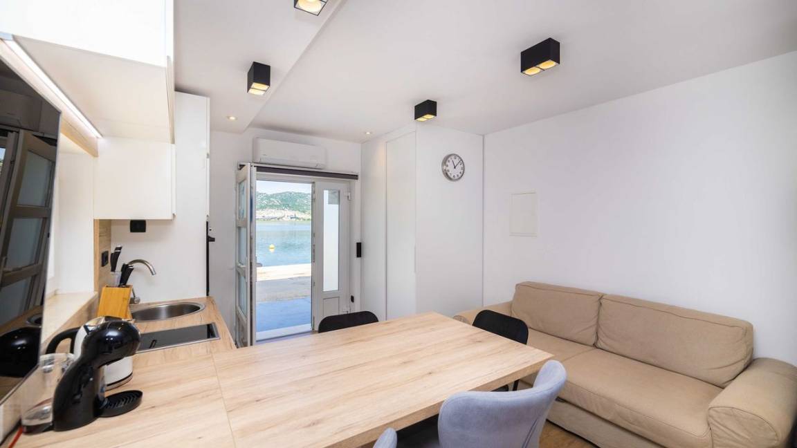 32 M² Ferienwohnung ∙ 3 Gäste - Ploče