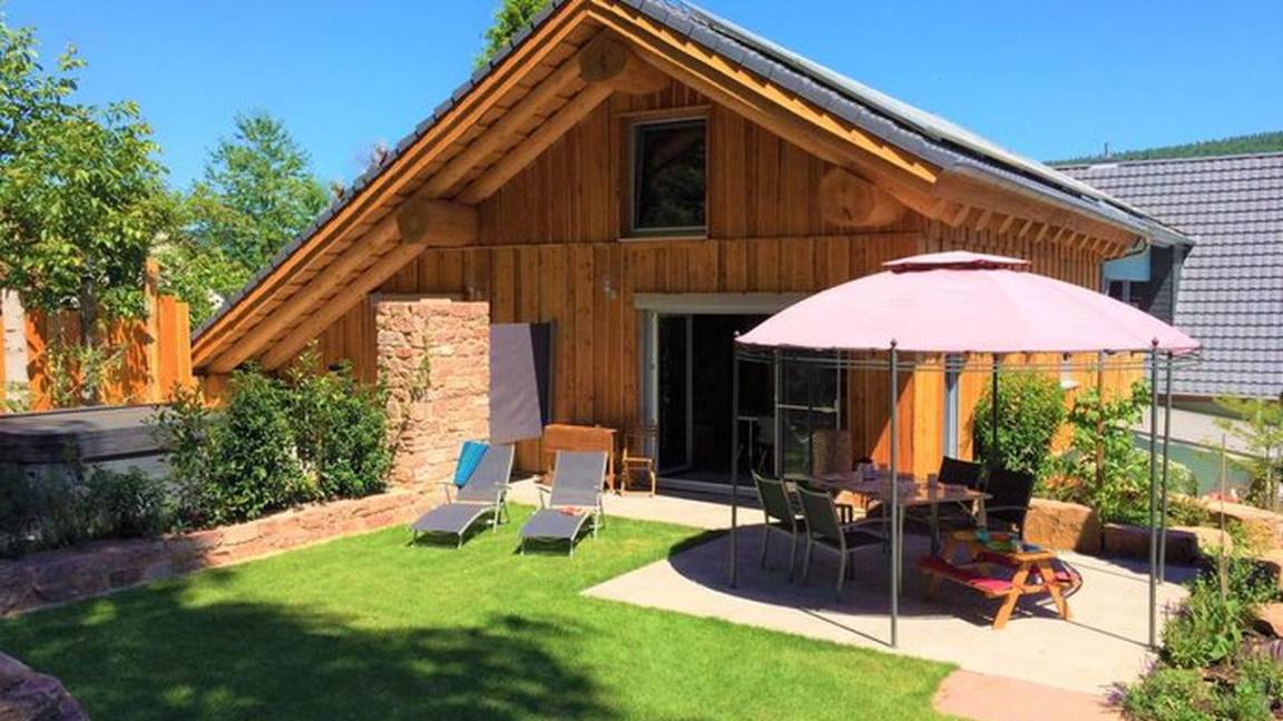 80 M² Ferienwohnung ∙ 3 Schlafzimmer ∙ 6 Gäste - Miltenberg
