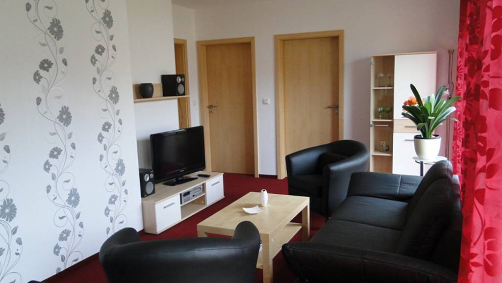 Ferienwohnung ∙ 2 Schlafzimmer ∙ 4 Gäste - Bad Langensalza